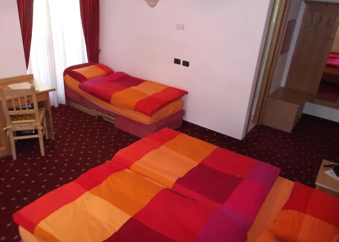 Hotel Tyrolia 3*