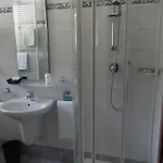 Tyrolia Szálloda