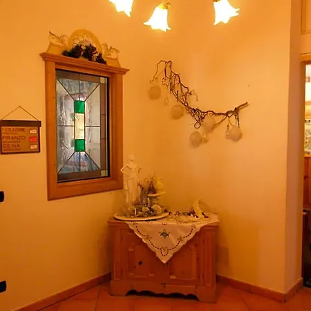 Tyrolia Szálloda 3*