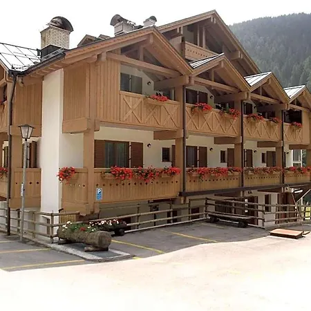 Tyrolia Hotel 3*