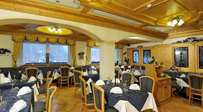 Hotel Tyrolia Malga Ciapela